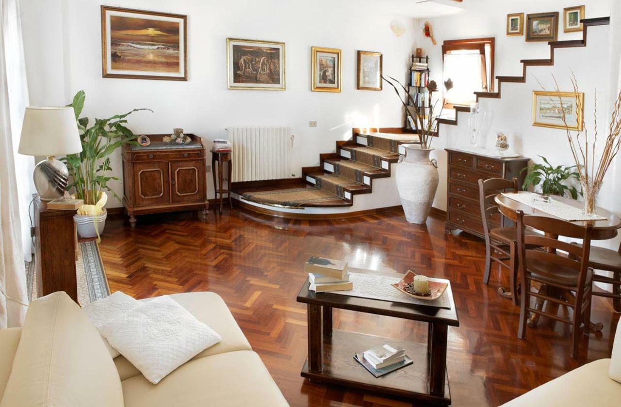 Casa Gallasso Santa Teresa Gallura Buitenkant foto